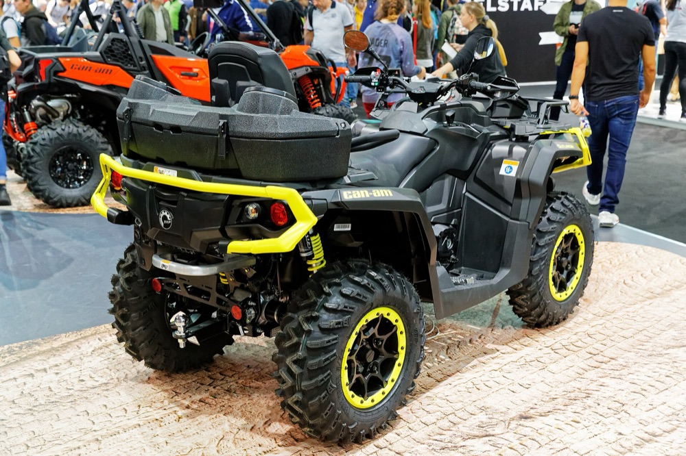 Квадроциклы Can-Am