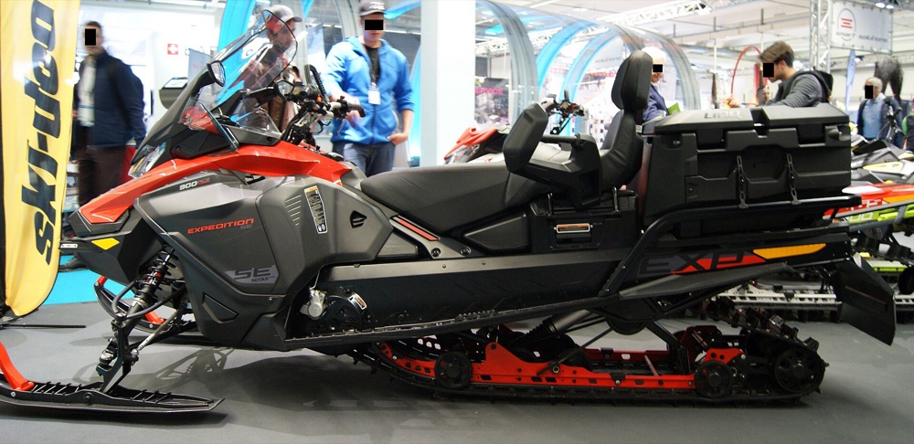 Ski-Doo Summit X